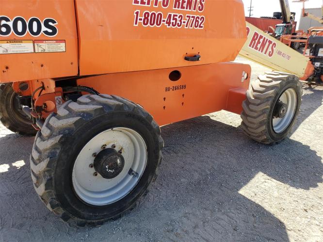 JLG 600S