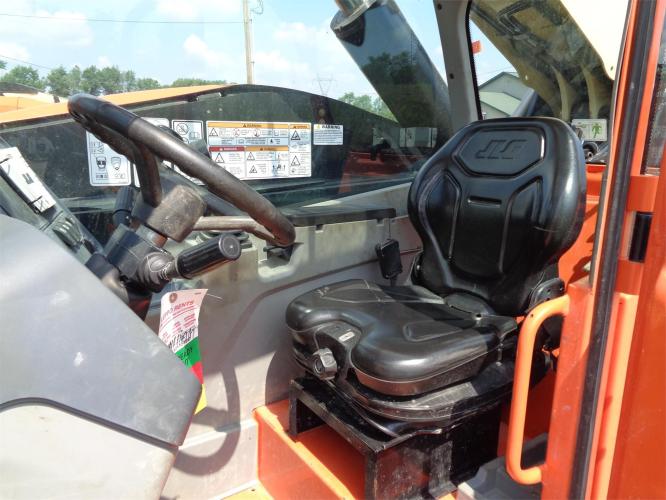 JLG 1255