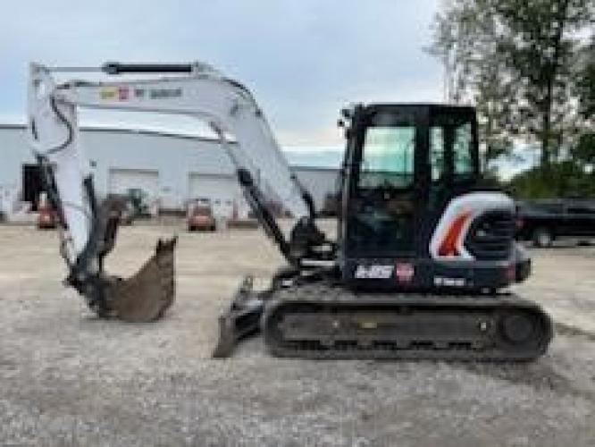 BOBCAT E85