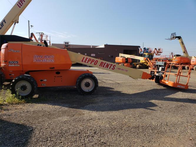 JLG 600S