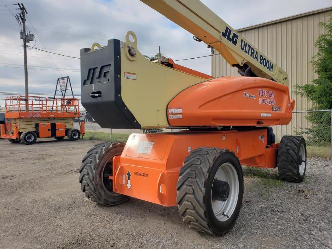 JLG 1250AJP