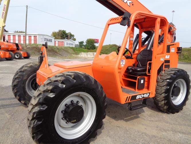 SKY TRAK 8042