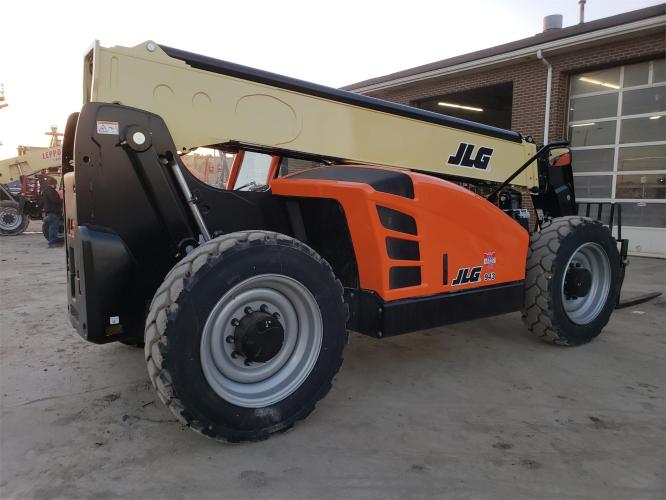 JLG 943