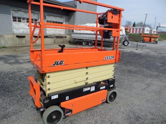 JLG 1932R