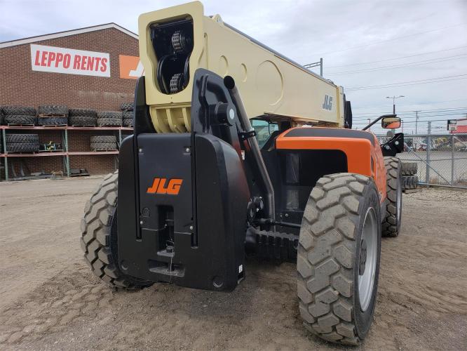 JLG 1255