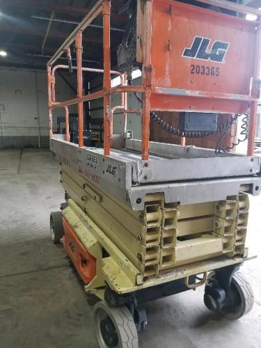 JLG 3246ES