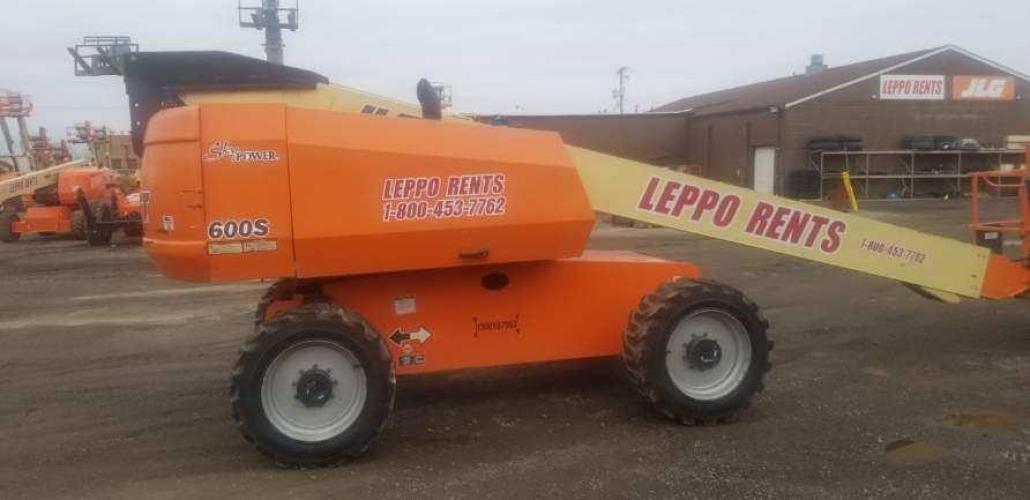 JLG 600S