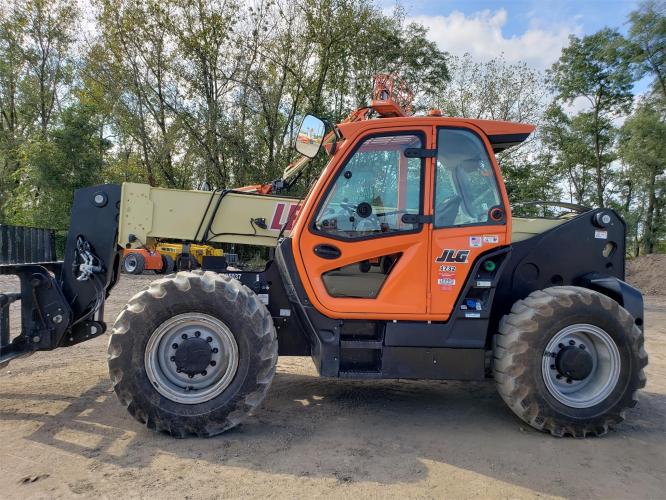 JLG 1732