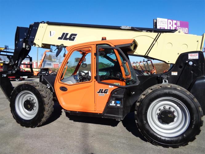 JLG 1055