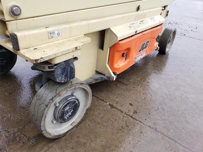 JLG 3246ES