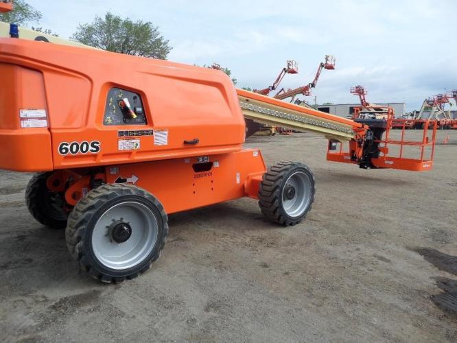 JLG 600S