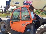 JLG 1055
