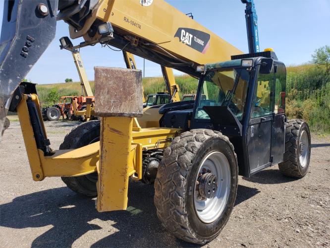 CATERPILLAR TL1055C