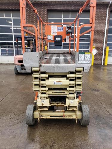 JLG 3246ES