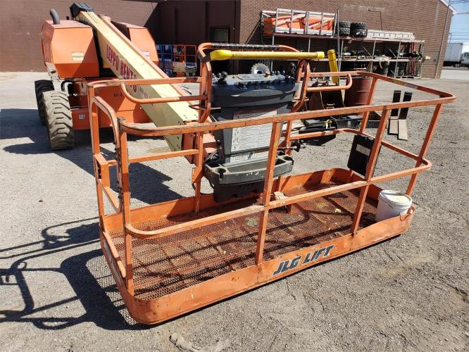 JLG 600S