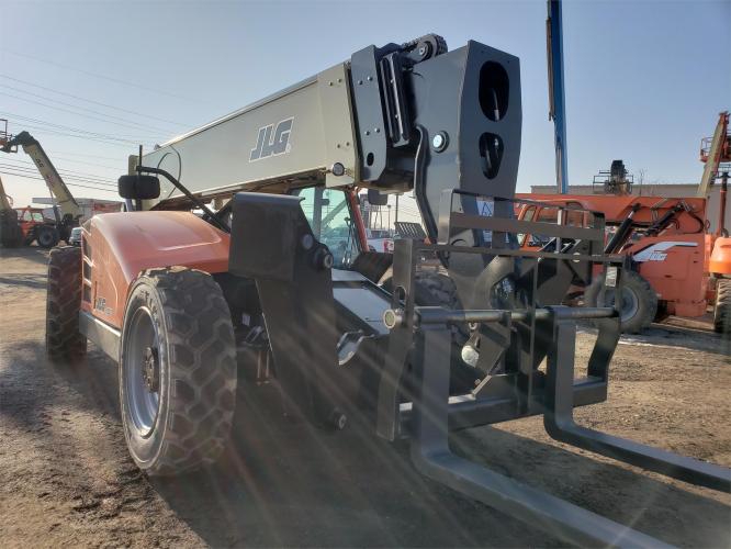 JLG 1255