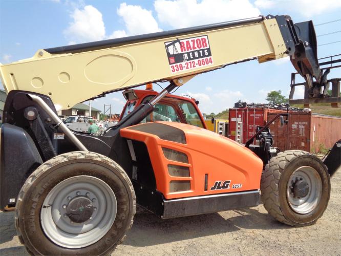 JLG 1255