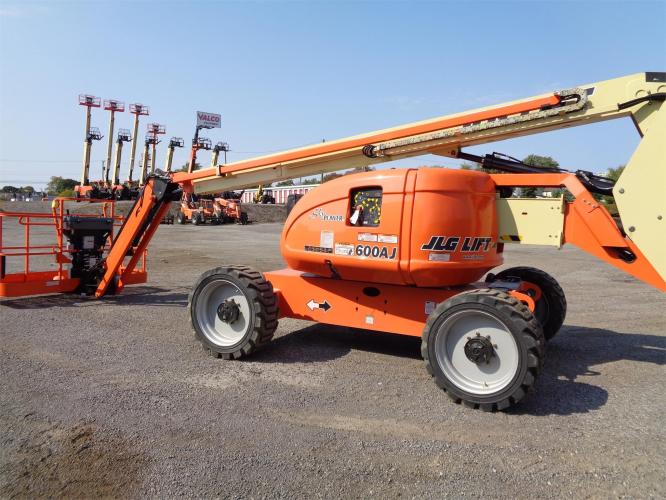 JLG 600AJ