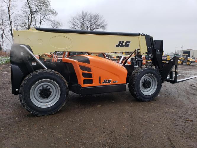 JLG 1055