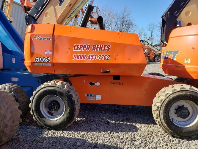 JLG 600S