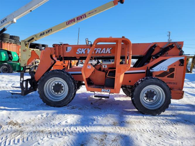 SKY TRAK 8042
