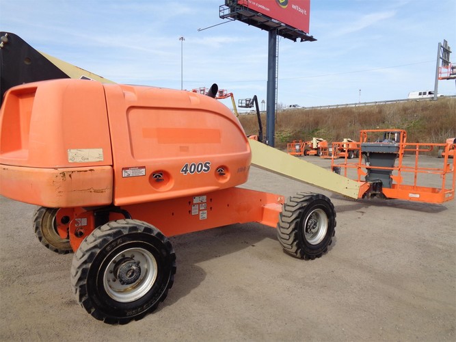 JLG 400S