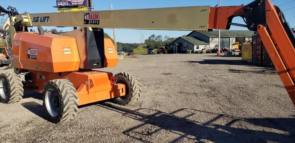 JLG 800AJ