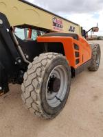 JLG 943