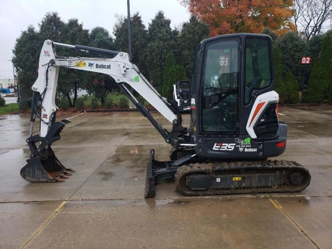 BOBCAT E35