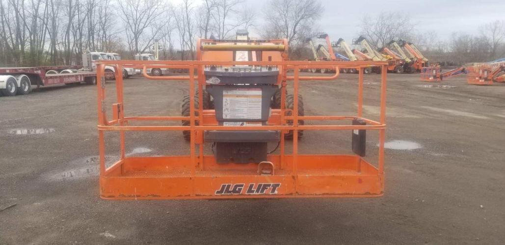 JLG 600S