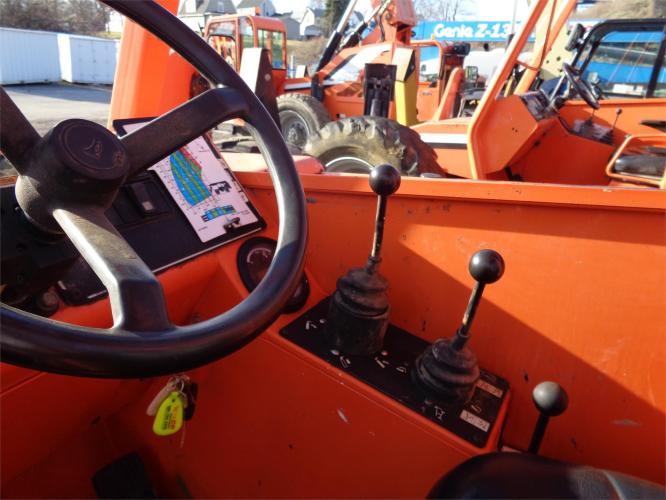 SKY TRAK 8042
