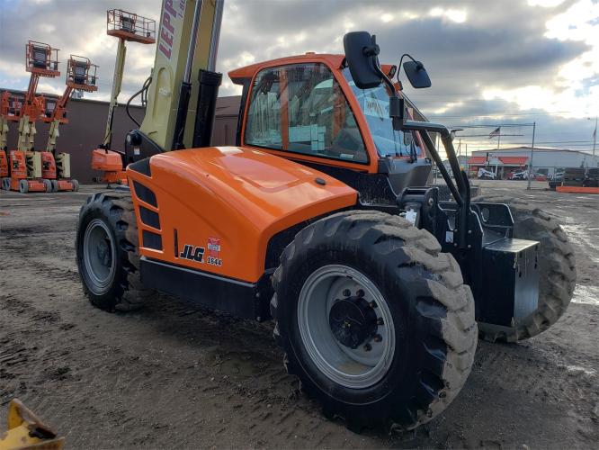 JLG 1644