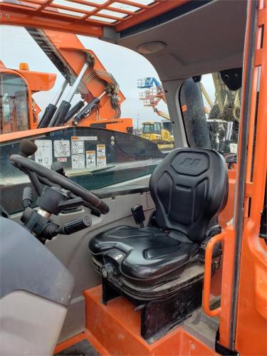 JLG 943