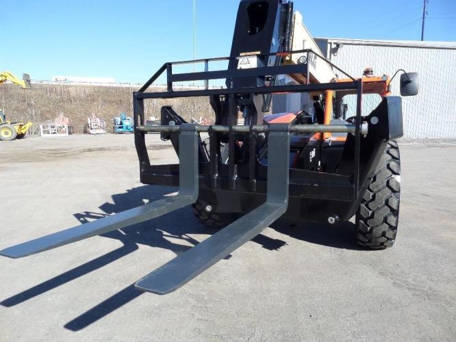 JLG 1043