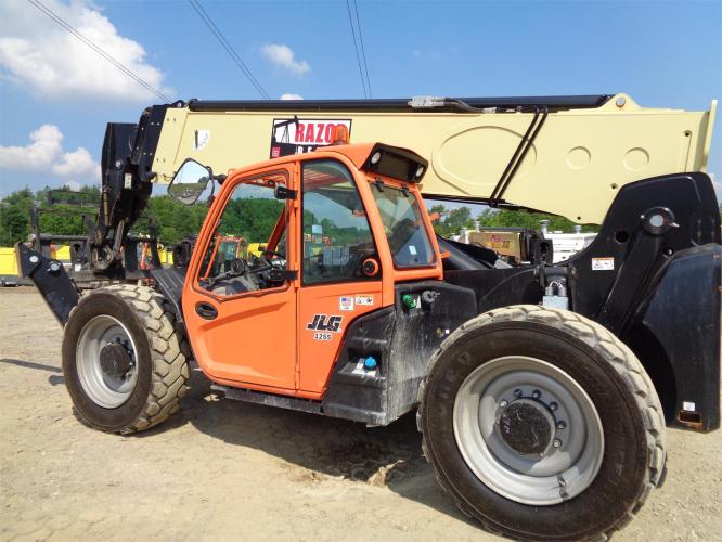 JLG 1255