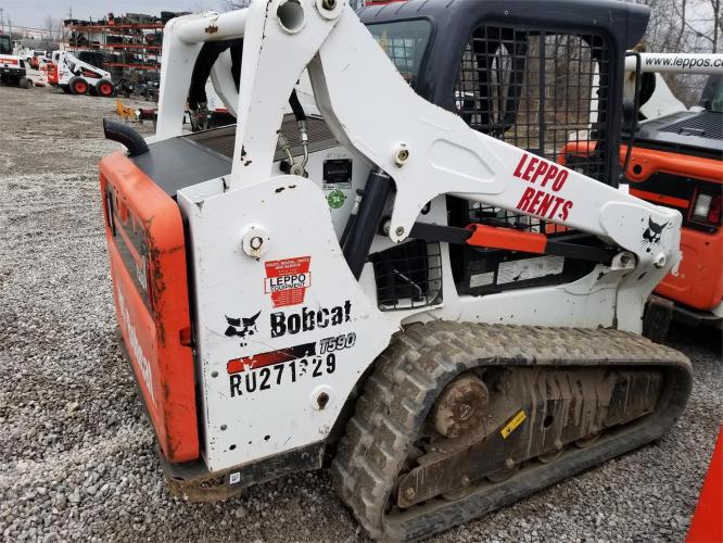 BOBCAT T590