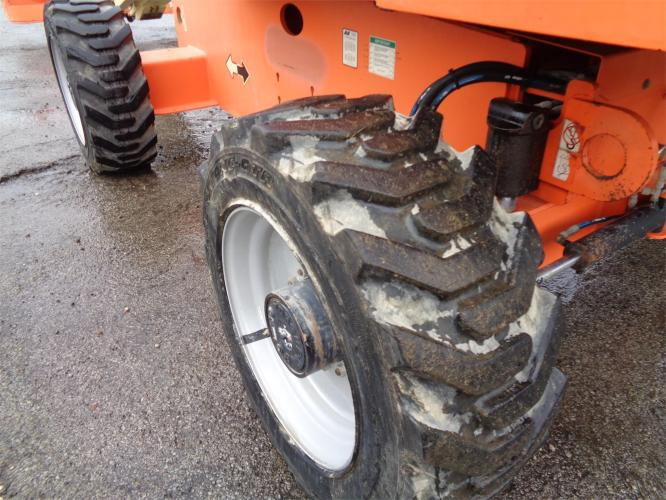 JLG 600S
