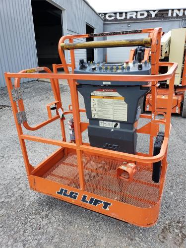 JLG E300AJP
