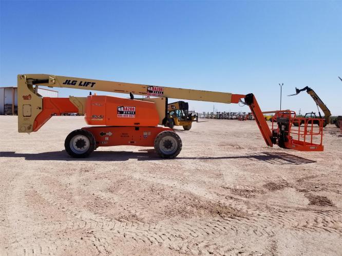 JLG 800AJ