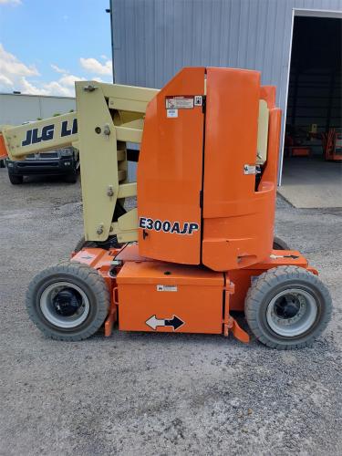 JLG E300AJP
