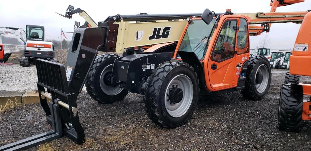 JLG 943
