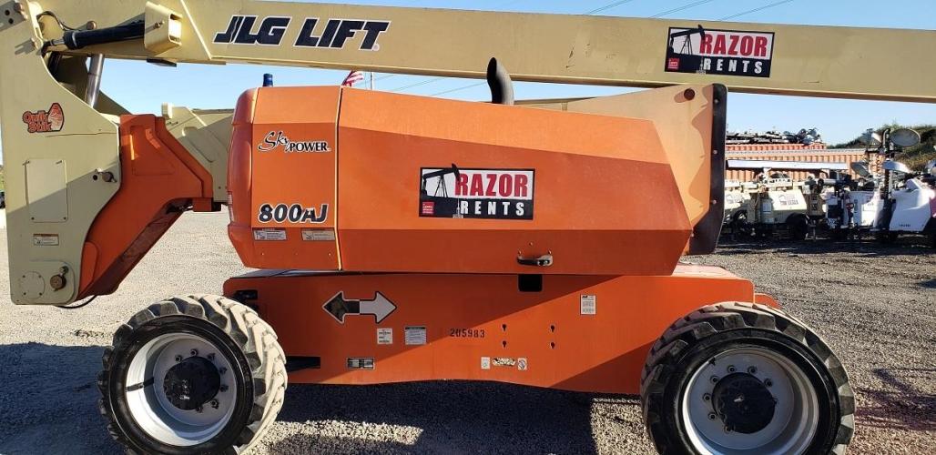 JLG 800AJ
