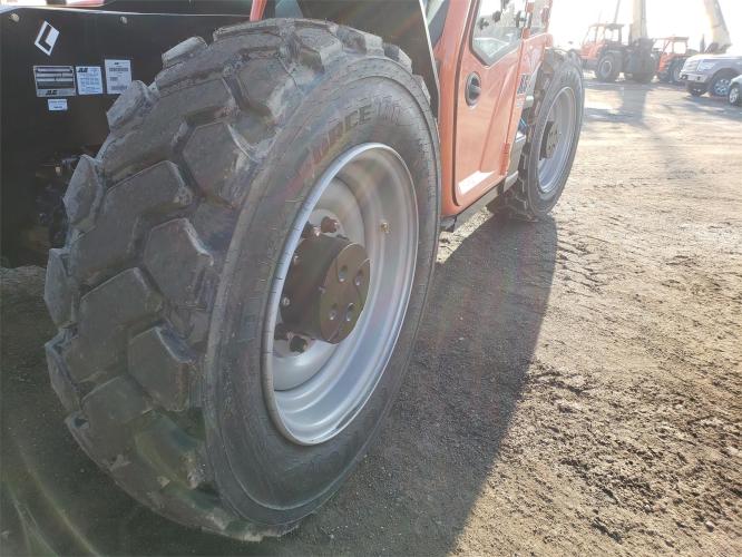 JLG 1255