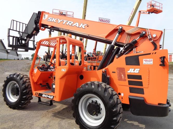 SKY TRAK 8042