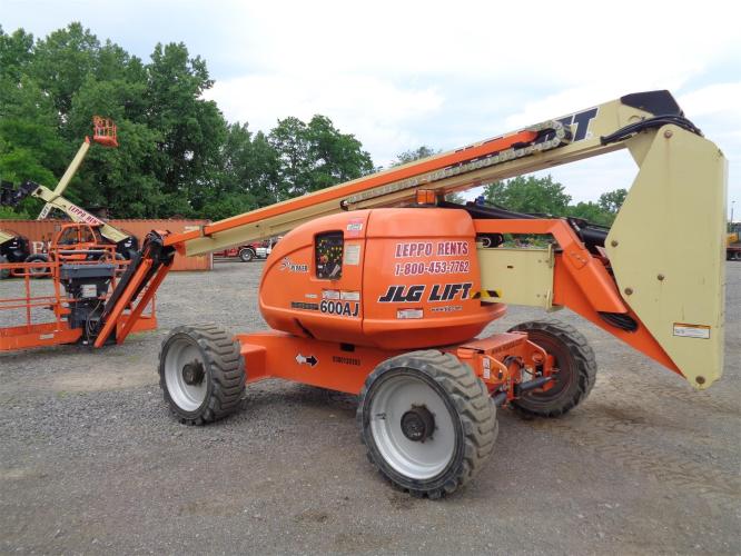 JLG 600AJ