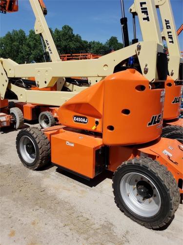 JLG E450AJ