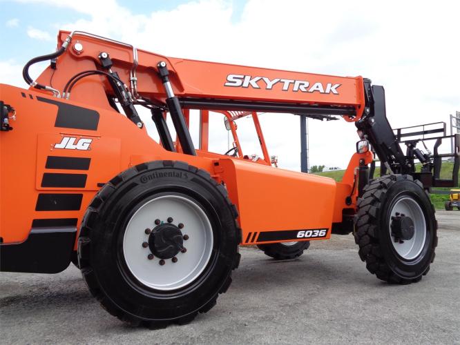 SKY TRAK 6036