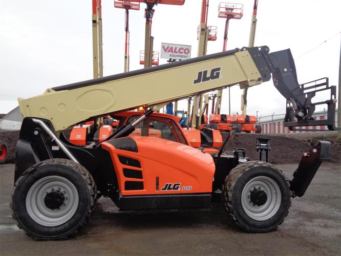 JLG 1255