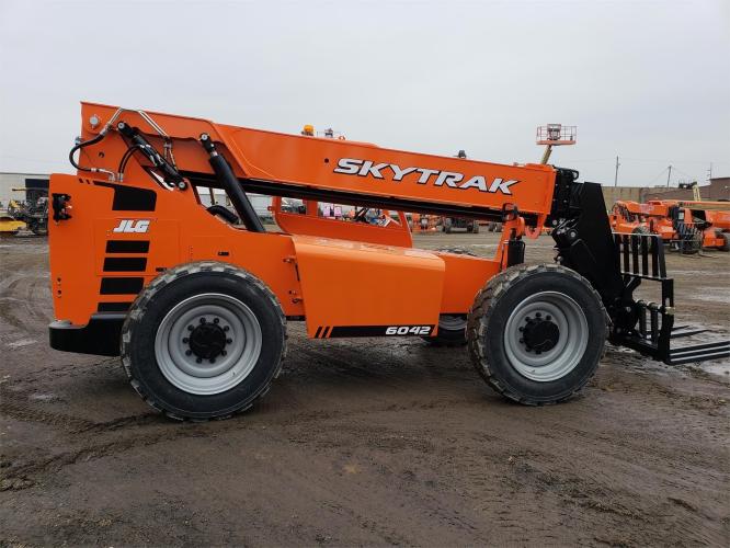 SKY TRAK 6042