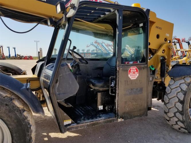 CATERPILLAR TL1055